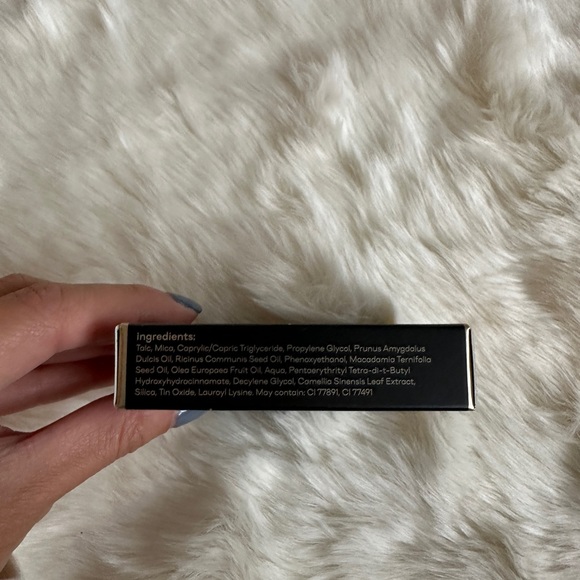 CODE 8 highlight sculpting HD palette - Picture 7 of 10